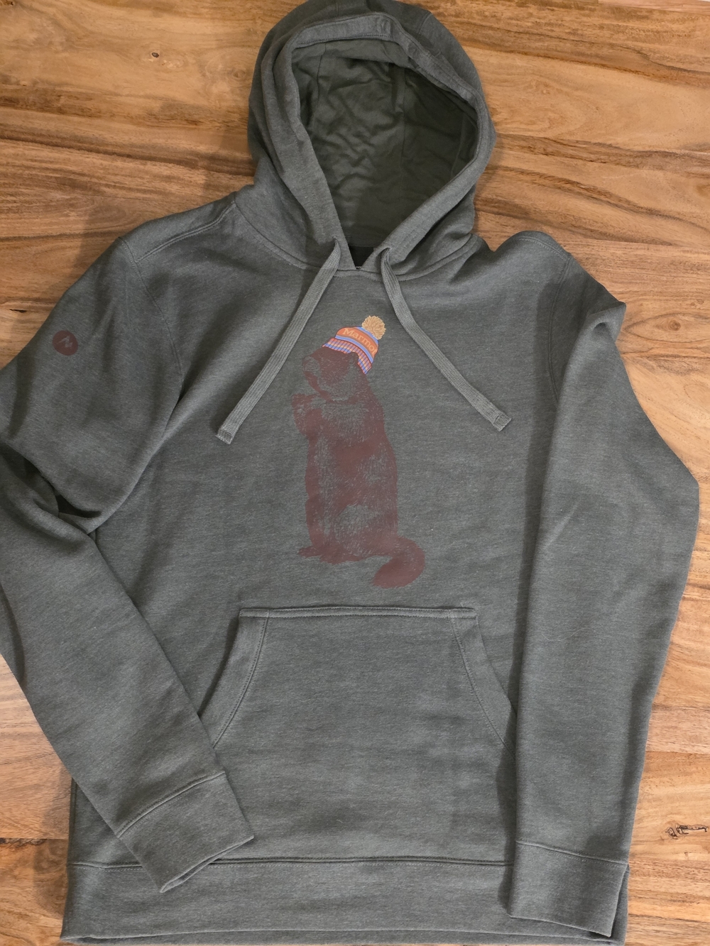 Marmot Men's Small Green Crewneck Hoodie with Bear Graphic and Colorful Beanie